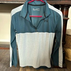 Youth XL under armour shirt